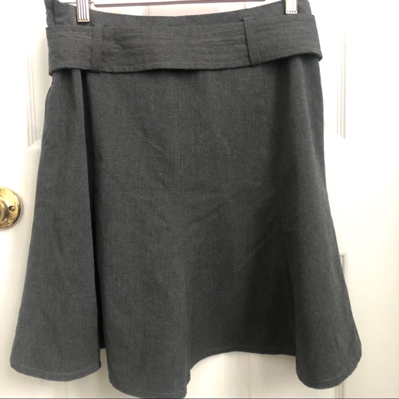 Grace Elements gray bottom pleat skirt with belt 8 - Picture 2 of 7